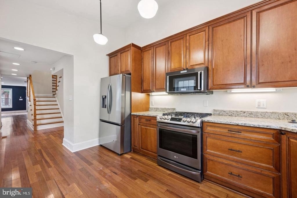 1814 E Pratt Street - Photo 9