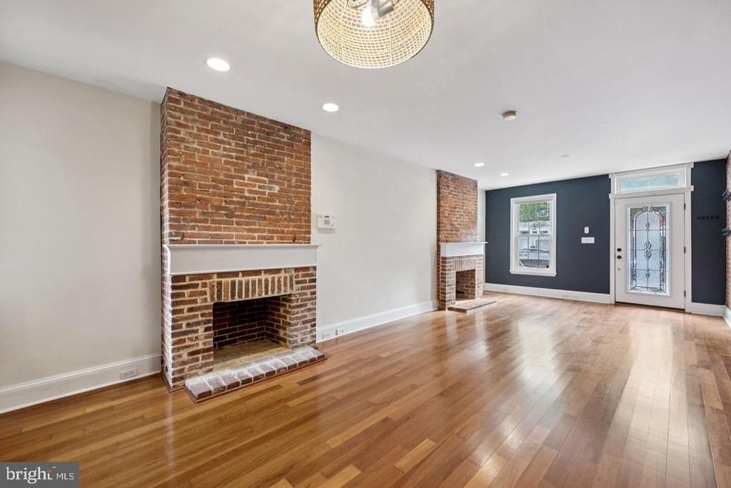 1814 E Pratt Street - Photo 2