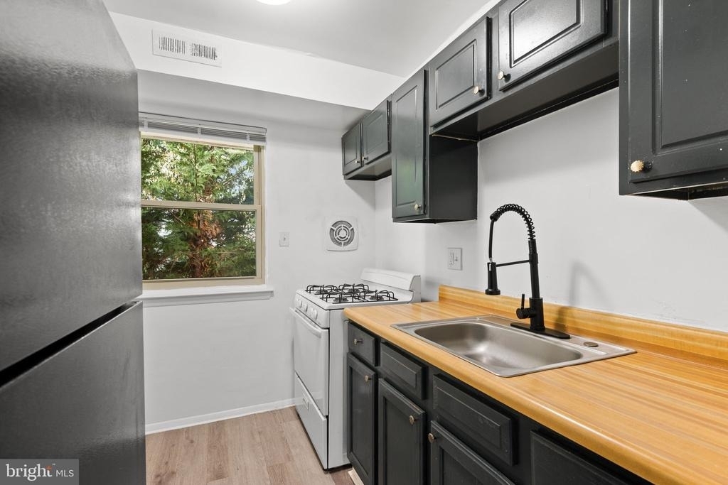 3921 Maine Avenue - Photo 8