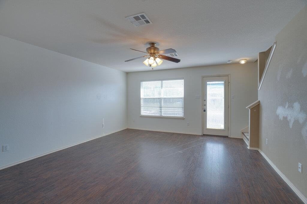 1512 Davis Mountain Loop - Photo 7