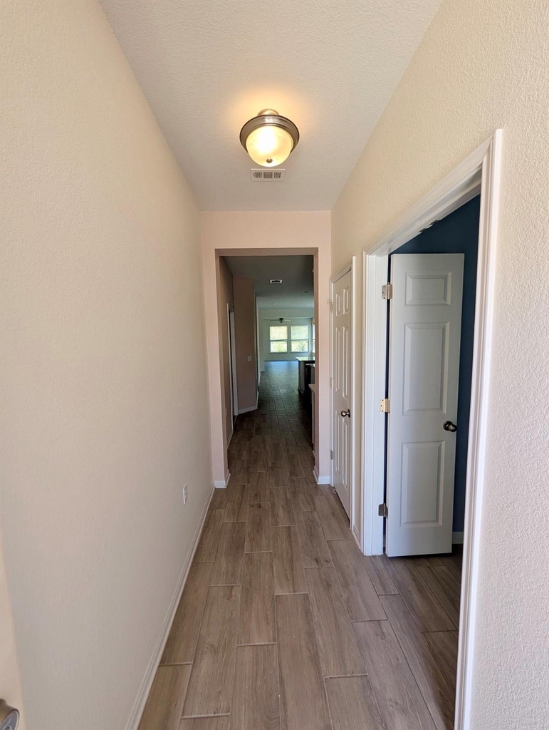 824 Falkland Trce - Photo 6