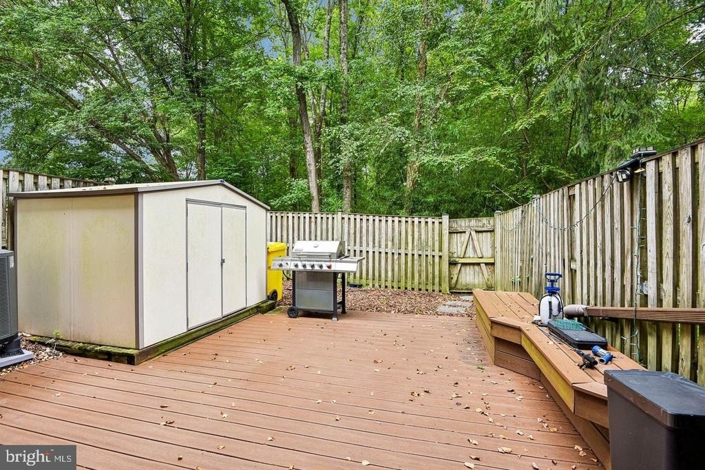 1812 Foxdale Court - Photo 30