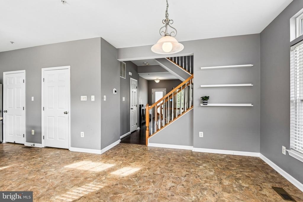 1701 Hayle Drive - Photo 9