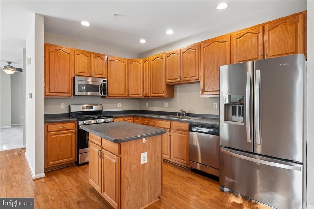 272 Braxton - Photo 2