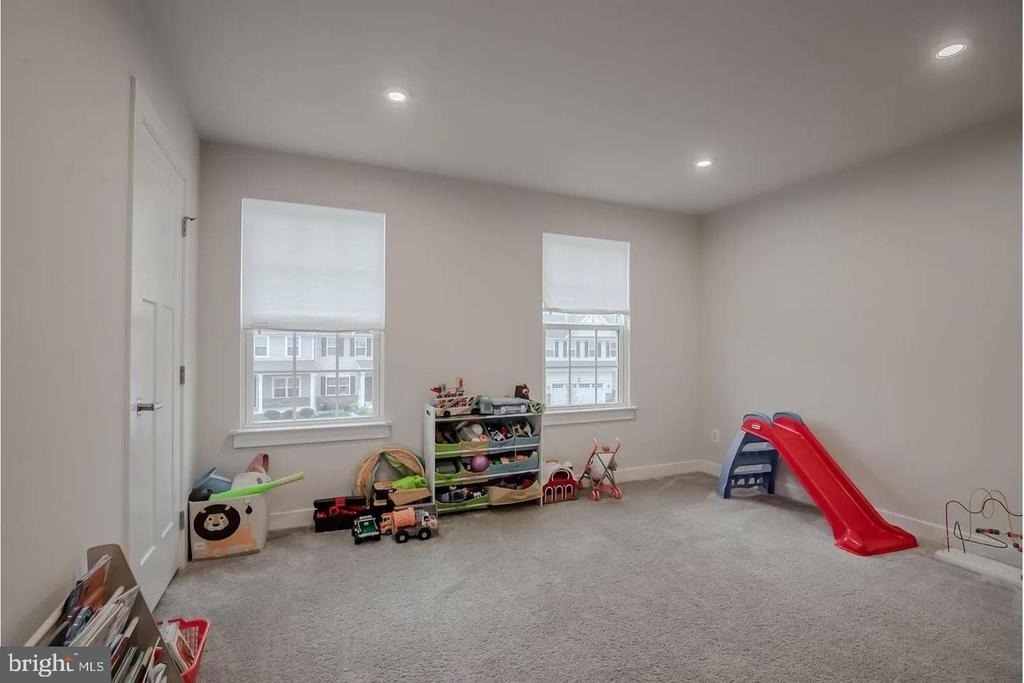 219 Felix Drive - Photo 10