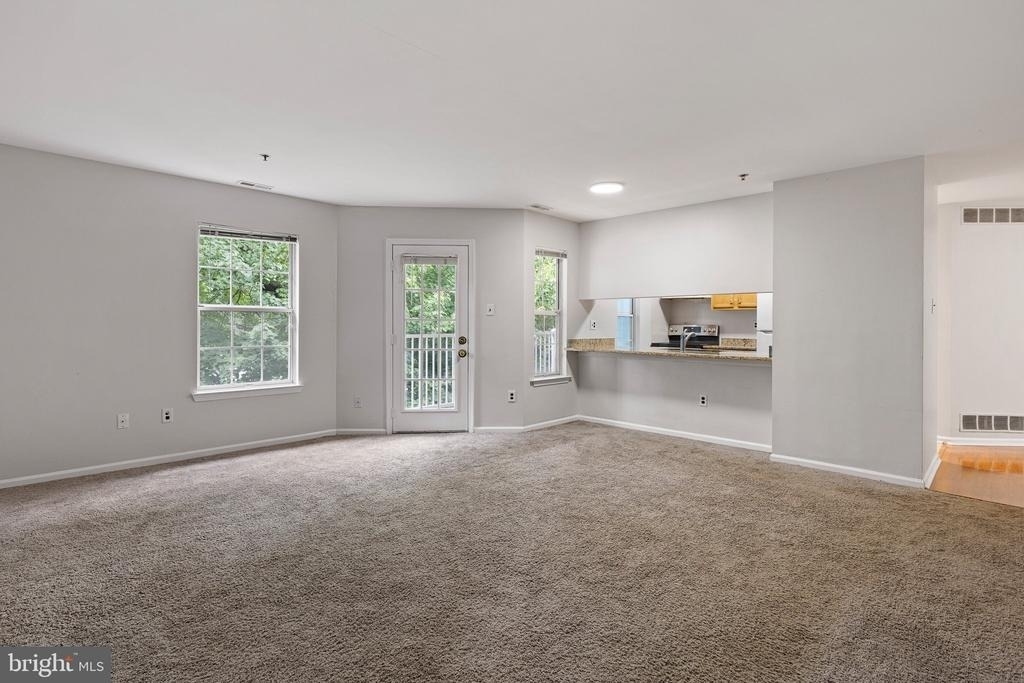 1024 Willings Way - Photo 15