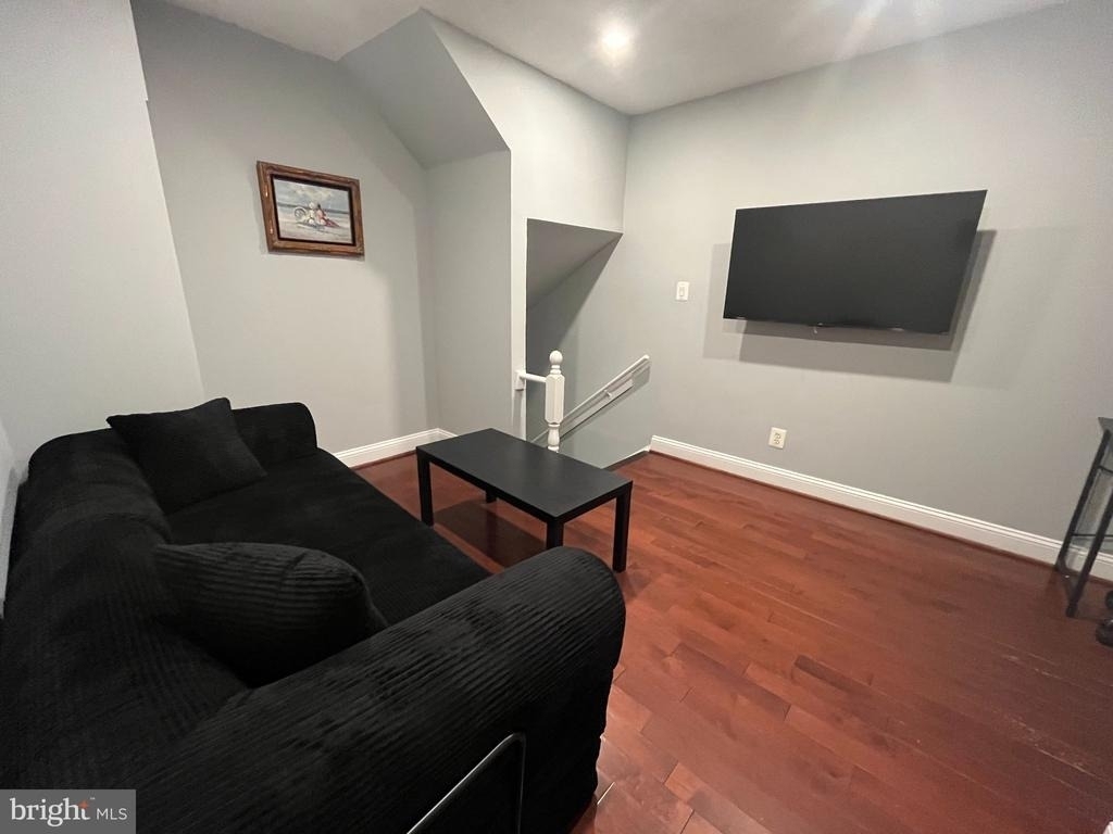 1442 Independence Avenue Se - Photo 1