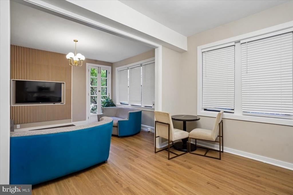 1919 19th Street Nw - Photo 13