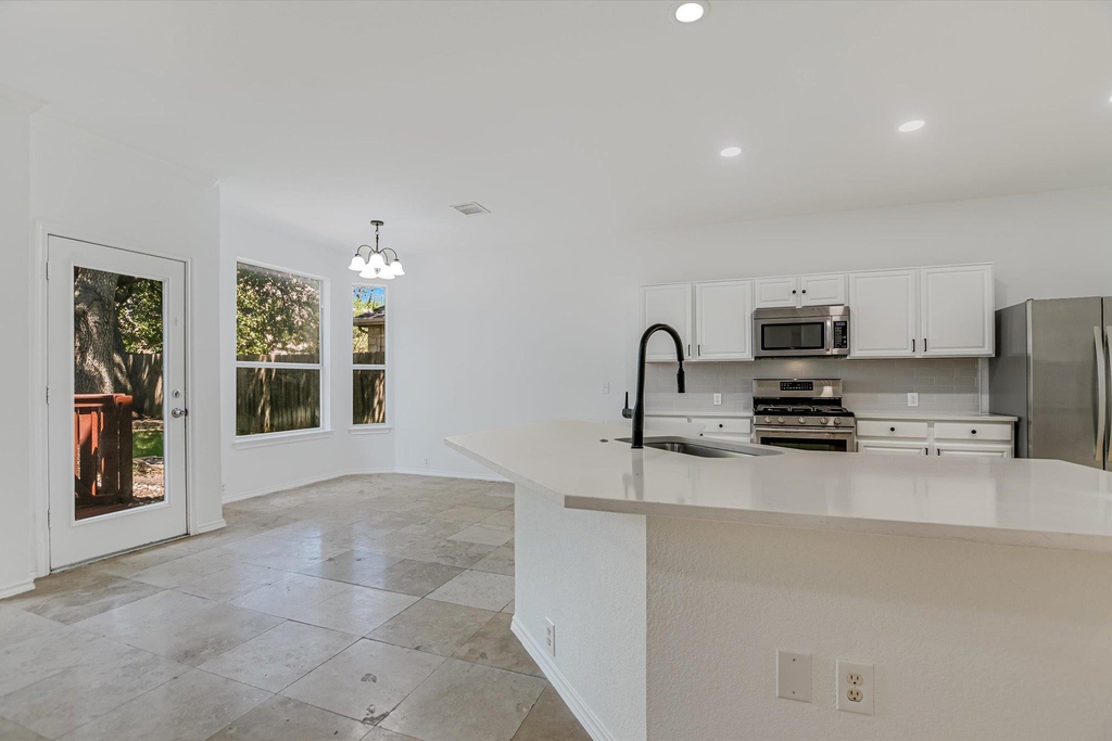 2103 Kimra Ln - Photo 6