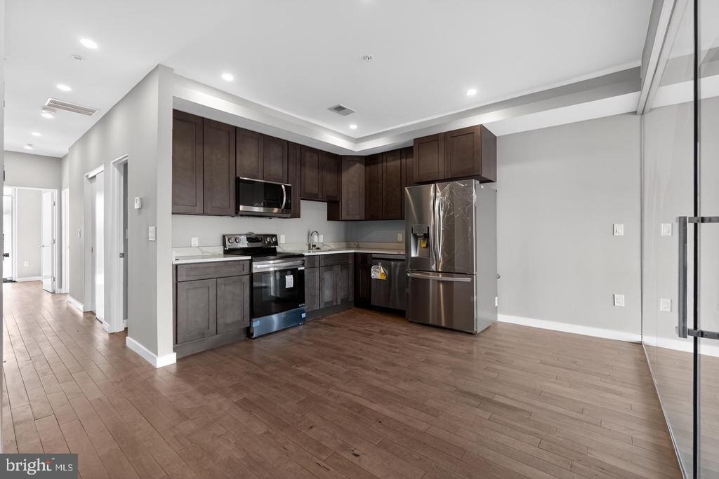 3467 14th Street Nw - Photo 5