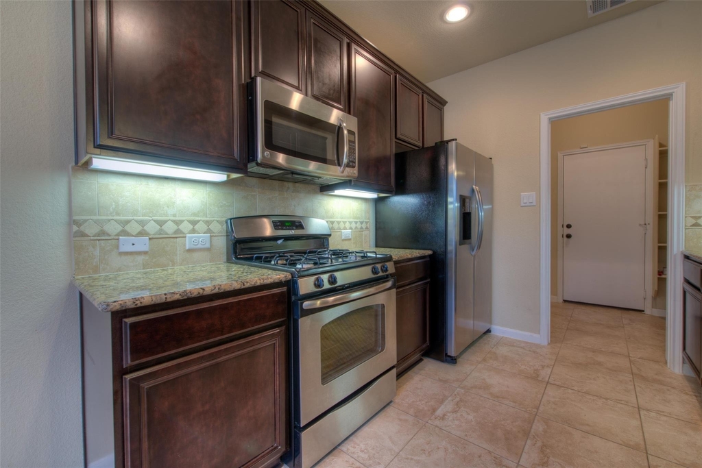 8608 White Ibis Dr - Photo 6