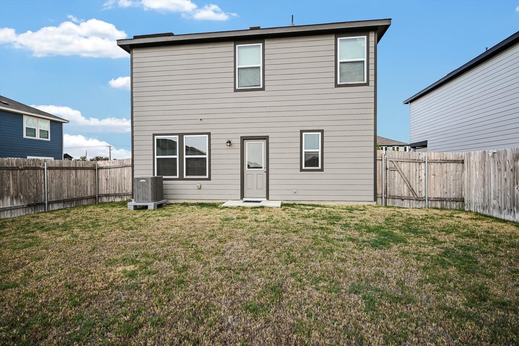 18213 Stellers Sea St - Photo 19