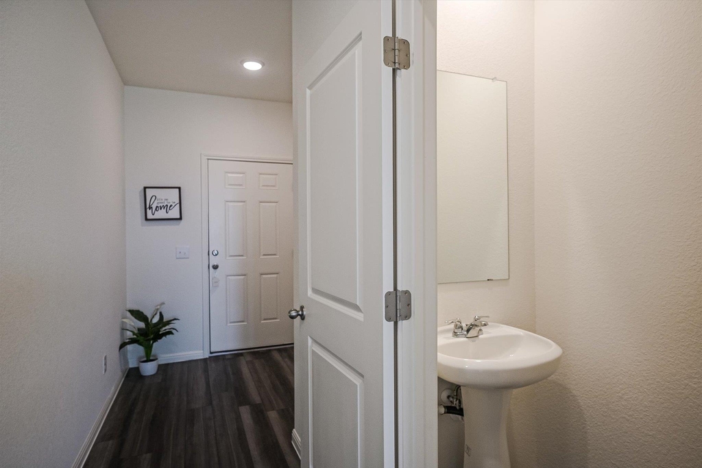 18213 Stellers Sea St - Photo 8