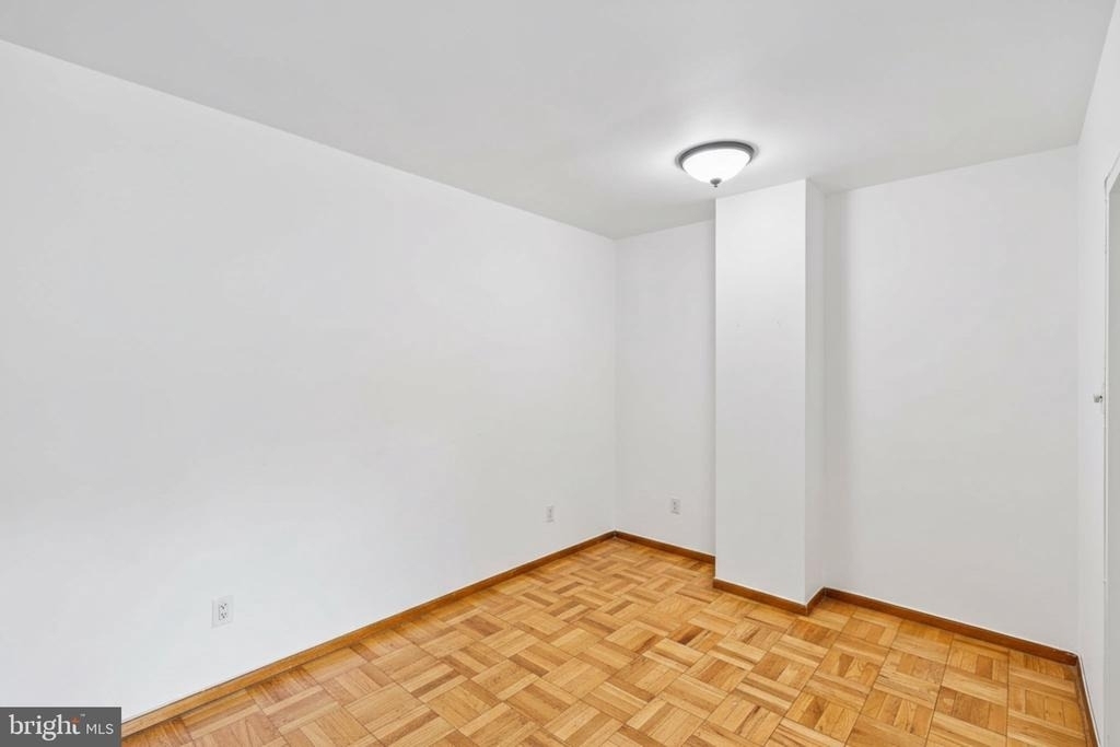 4200 Cathedral Avenue Nw - Photo 15