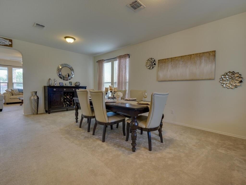 1304 Decatur Ct - Photo 4