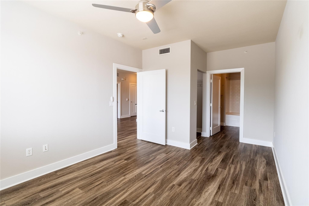 3016 Guadalupe St - Photo 12