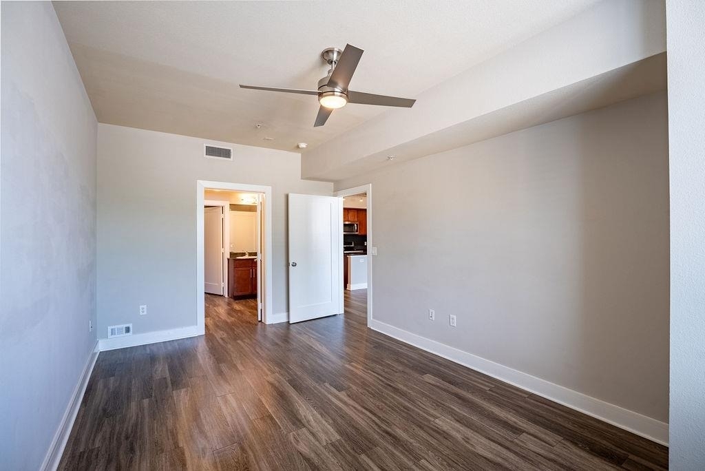 3016 Guadalupe St - Photo 10