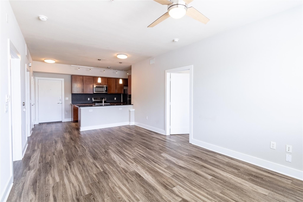 3016 Guadalupe St - Photo 8