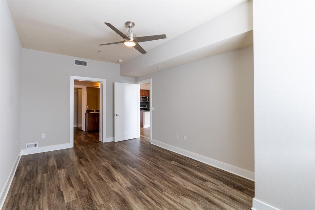 3016 Guadalupe St - Photo 17