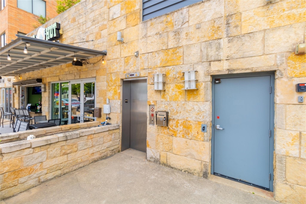 3016 Guadalupe St - Photo 21