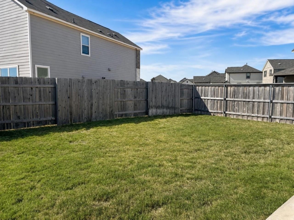 366 Papaya Dr - Photo 32