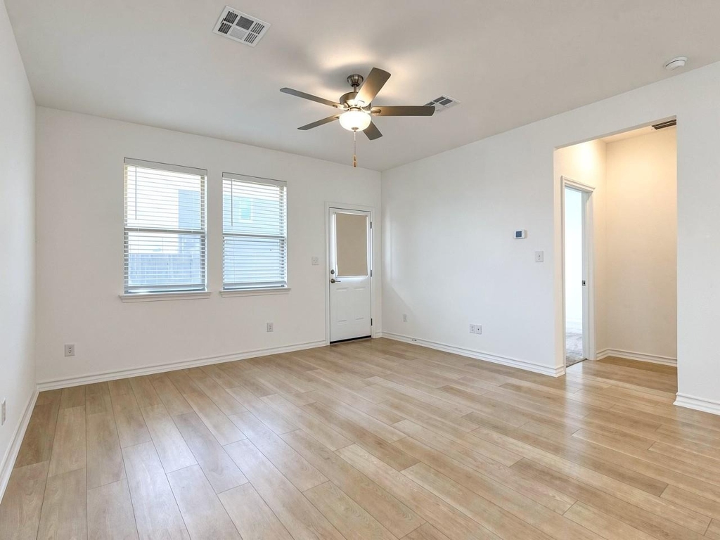 366 Papaya Dr - Photo 18