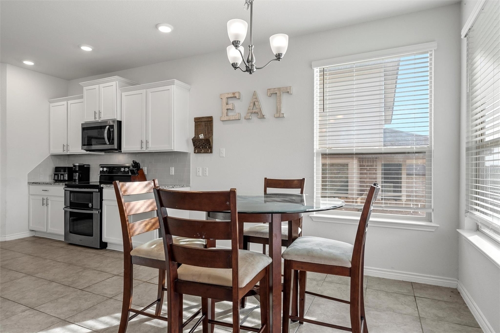 6113 Lavaca Dr - Photo 13