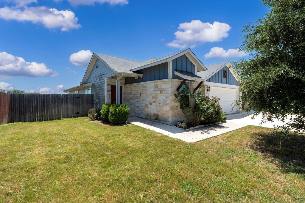 205 Four Star Dr - Photo 23