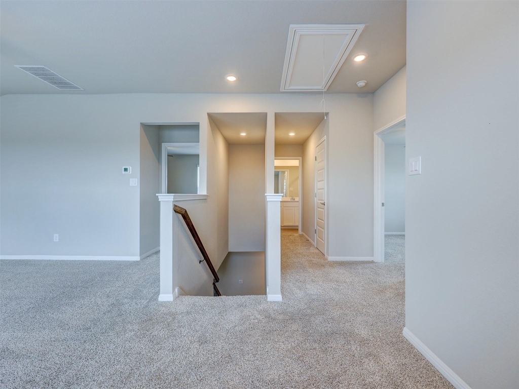10205 Mager Ln - Photo 19