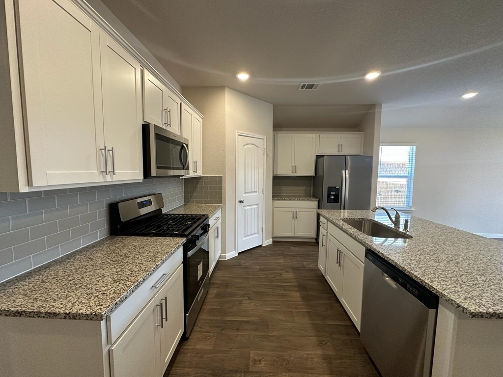 113 Briggs Ln - Photo 14