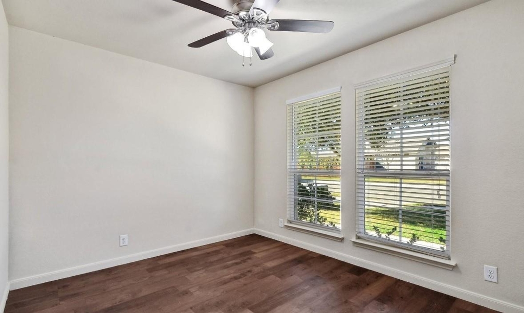 409 Teron Dr - Photo 10