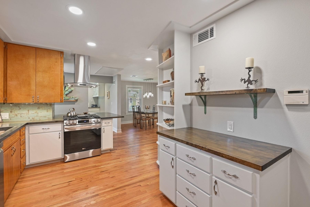 1217 Fairground St - Photo 13