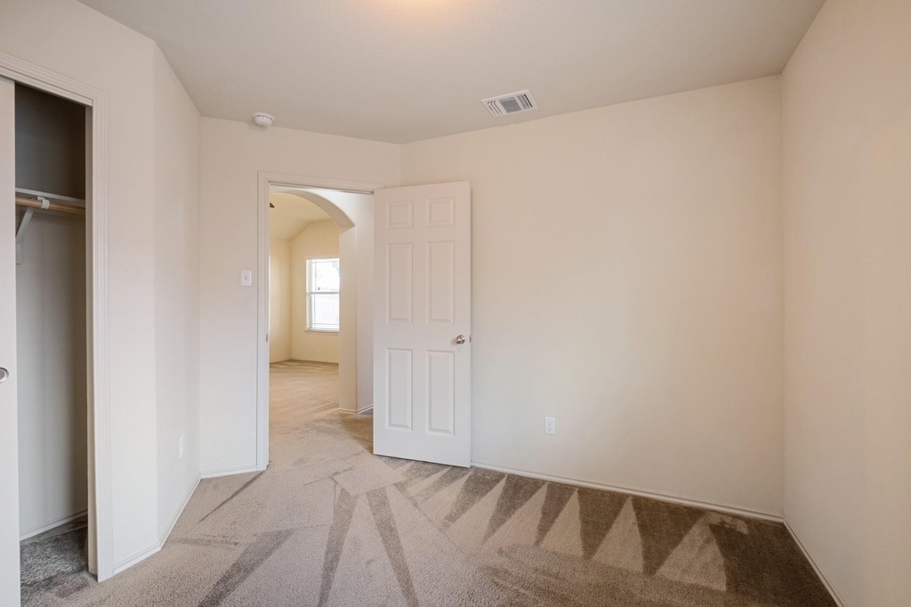 100 Azurite Dr - Photo 15