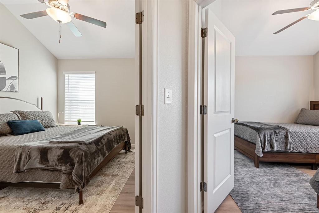 718 Bridgestone Way - Photo 18