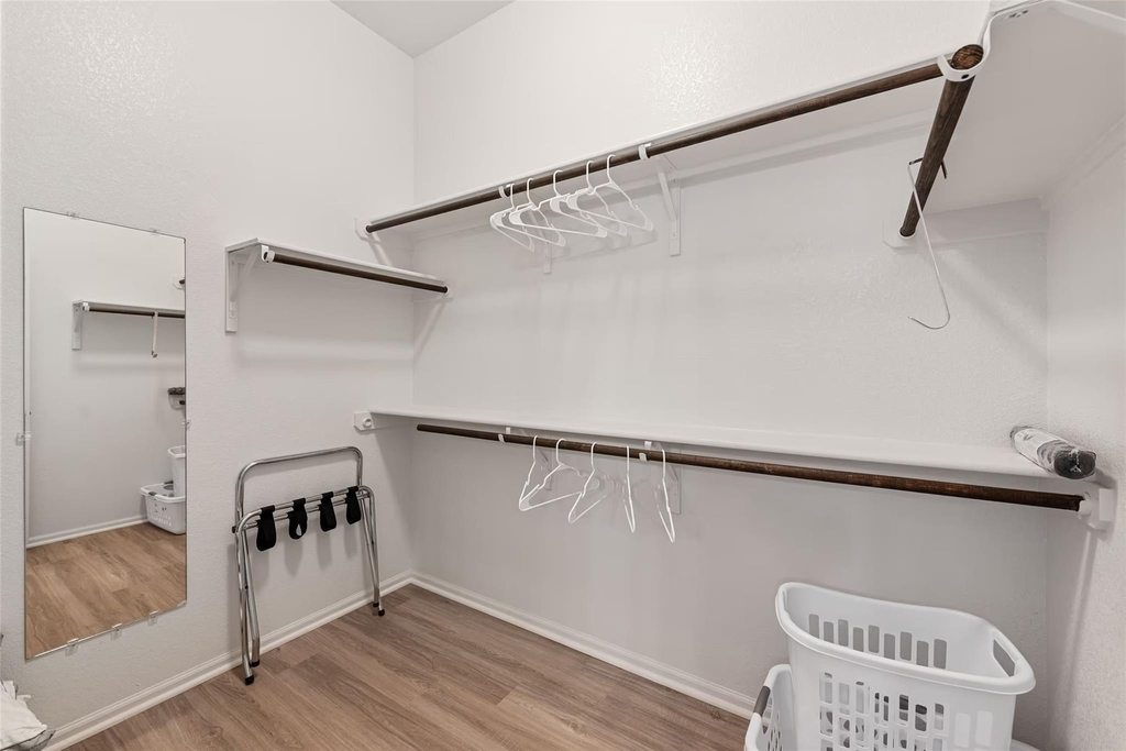 718 Bridgestone Way - Photo 16