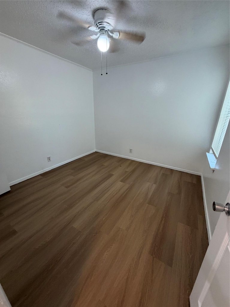 704 Osage Dr - Photo 6