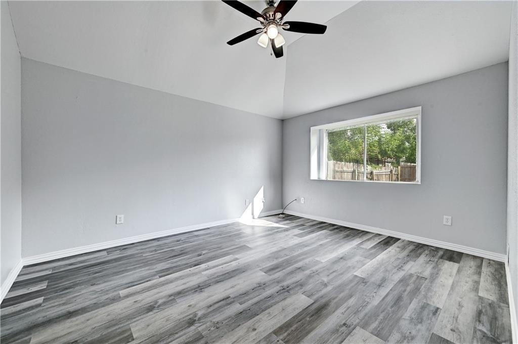14304 Vandever St - Photo 13