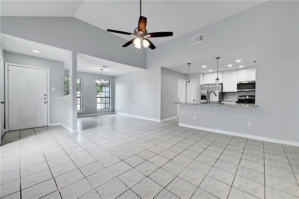 14304 Vandever St - Photo 5