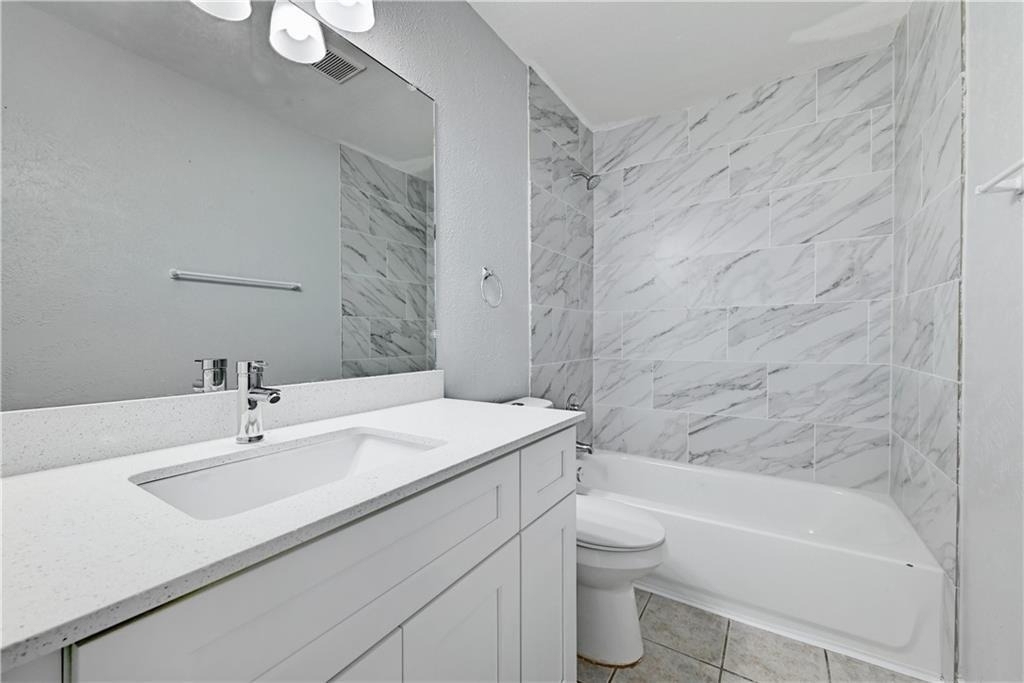 14304 Vandever St - Photo 19