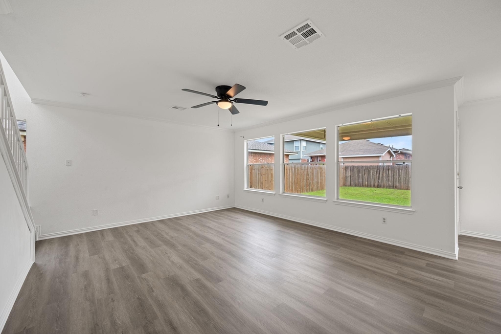 12808 James Madison St - Photo 6