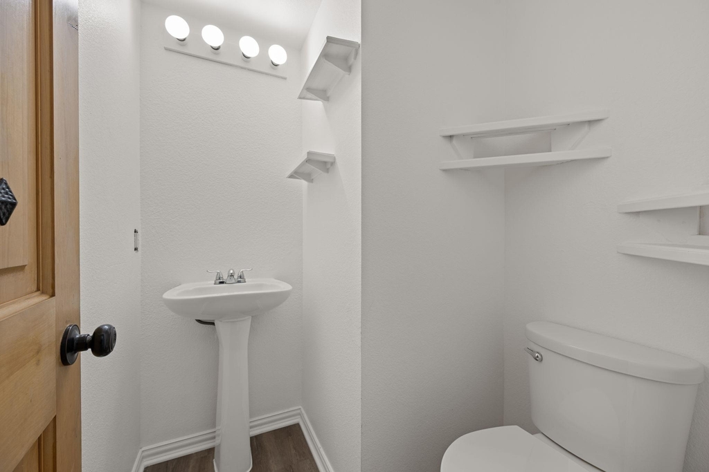 12808 James Madison St - Photo 13
