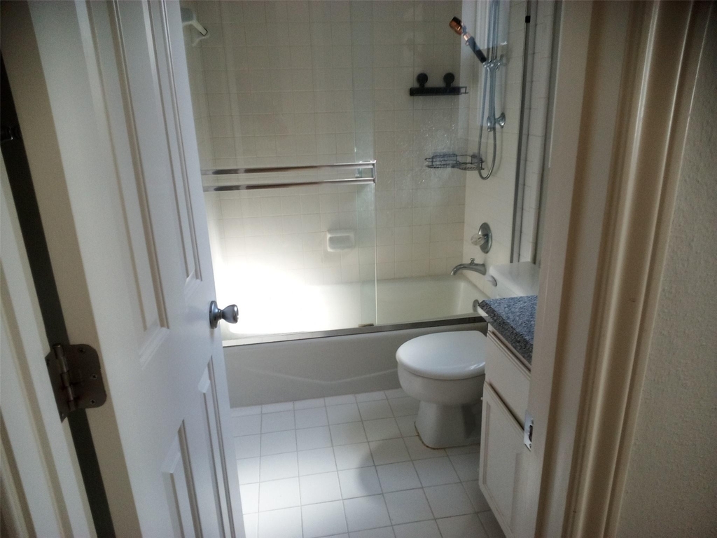 6010 Long Champ Ct - Photo 17