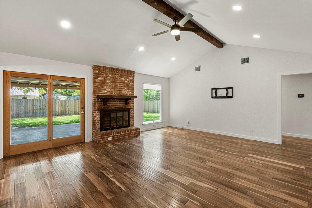 10603 Parkfield Dr - Photo 2