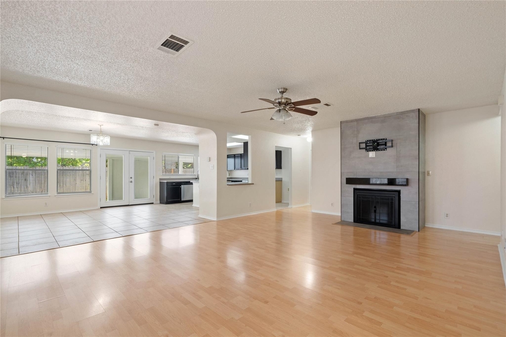 809 Betterman Dr - Photo 6
