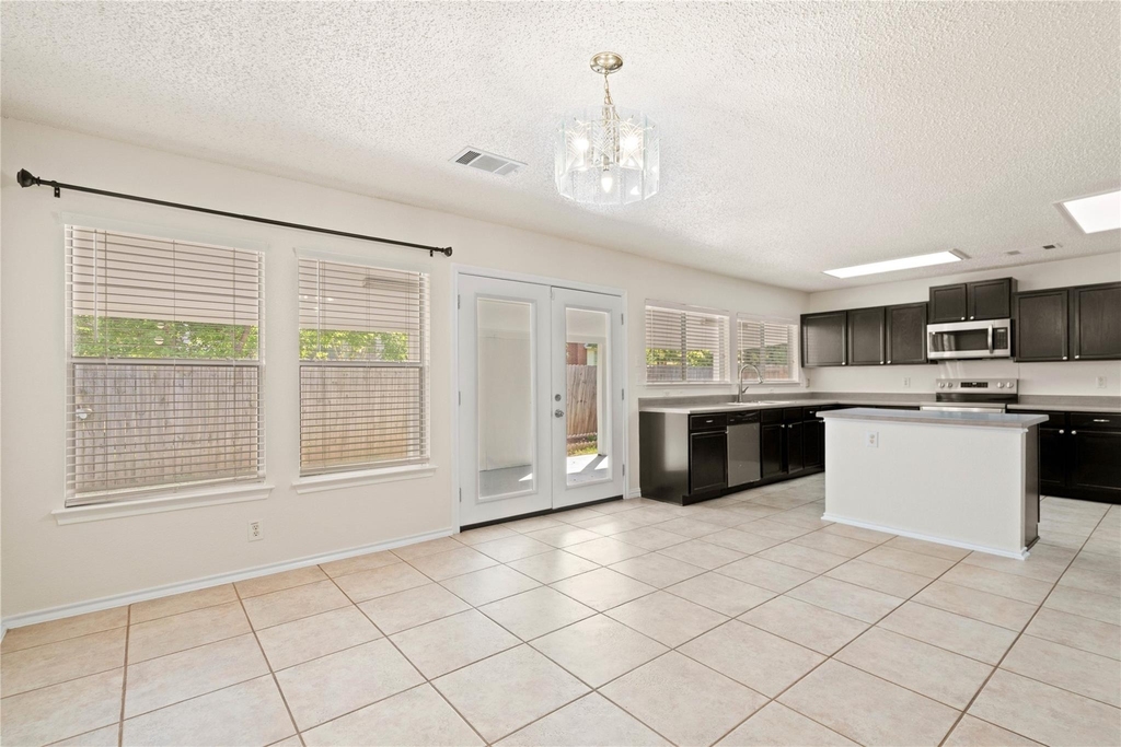 809 Betterman Dr - Photo 14
