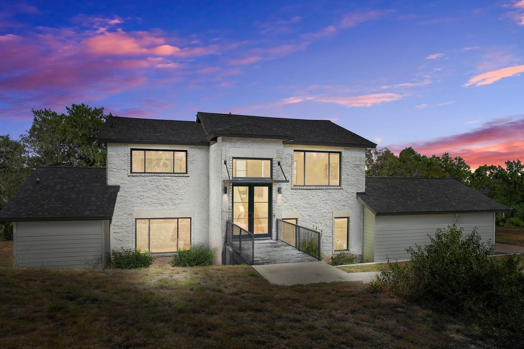 1703 Yaupon Valley Rd - Photo 0