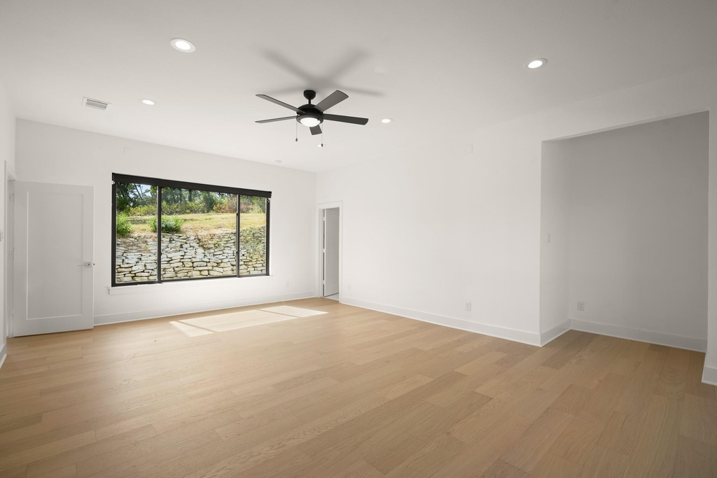 1703 Yaupon Valley Rd - Photo 9