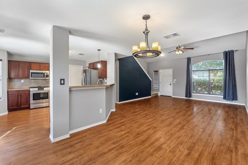 4400 Belfield Ln - Photo 7