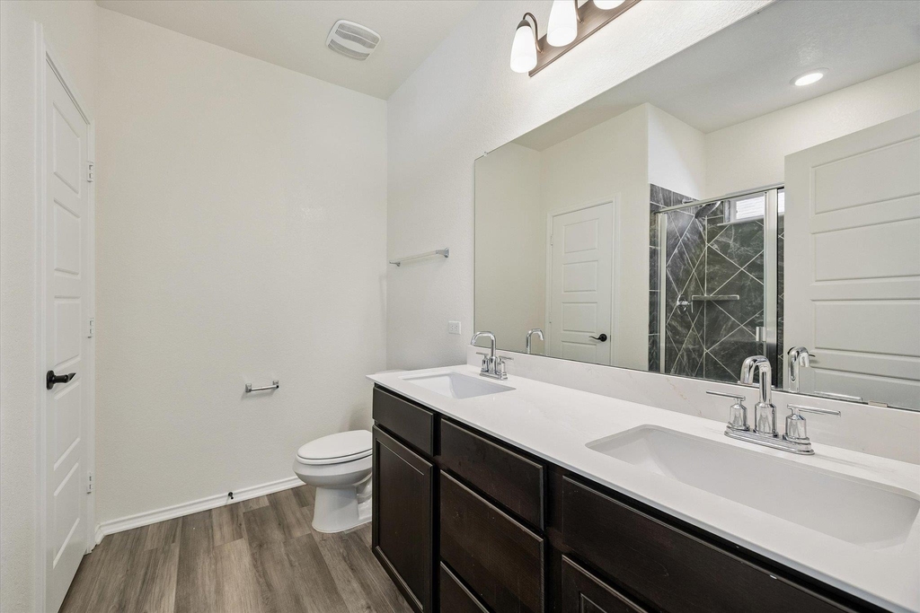 4701 Colmar Dr - Photo 9
