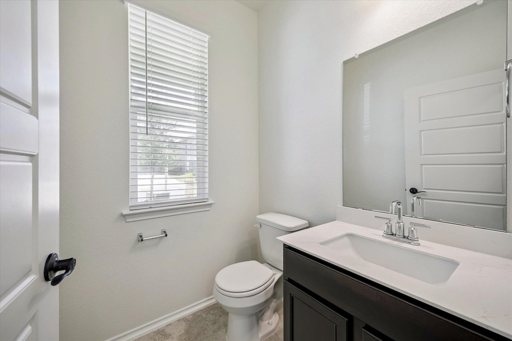4701 Colmar Dr - Photo 7